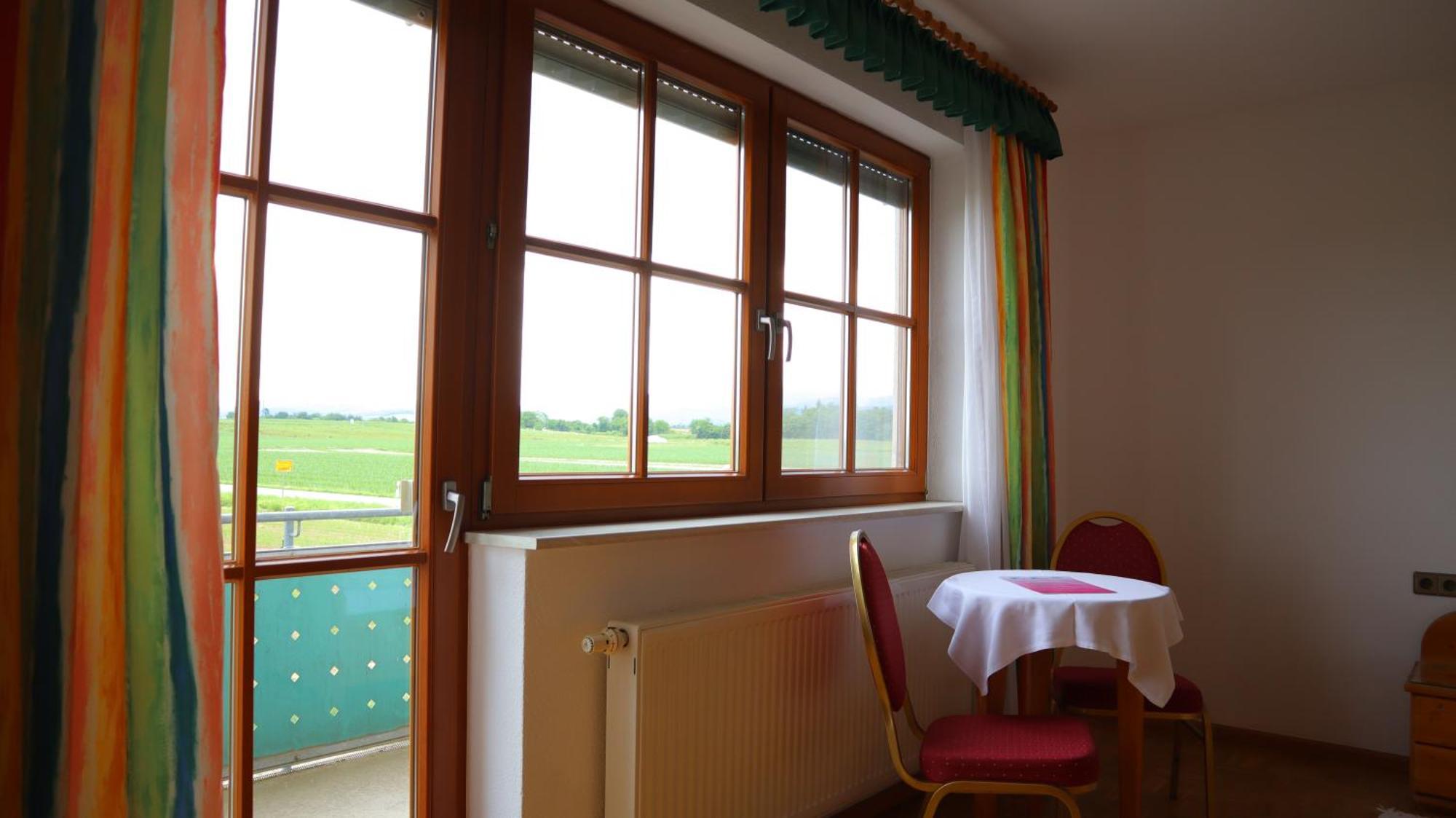 Tonis Tenne Hotel Eschbach  Kamer foto